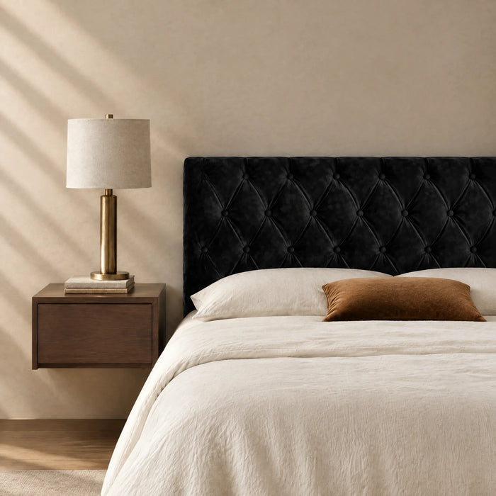 Tête de lit noire : comment l'intégrer sans assombrir la chambre ?