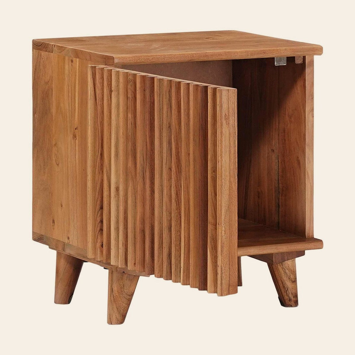 Table de chevet Rai de Lune ouverte : une niche avec étagère derrière la porte