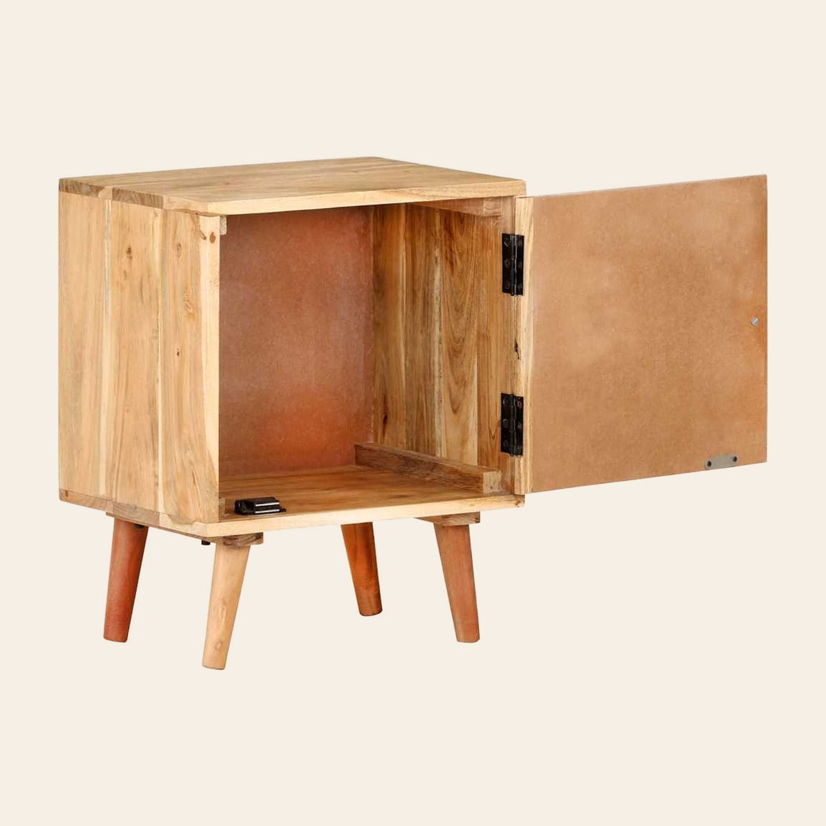 Table de chevet Comète ouverte : un grand compartiment derrière la porte