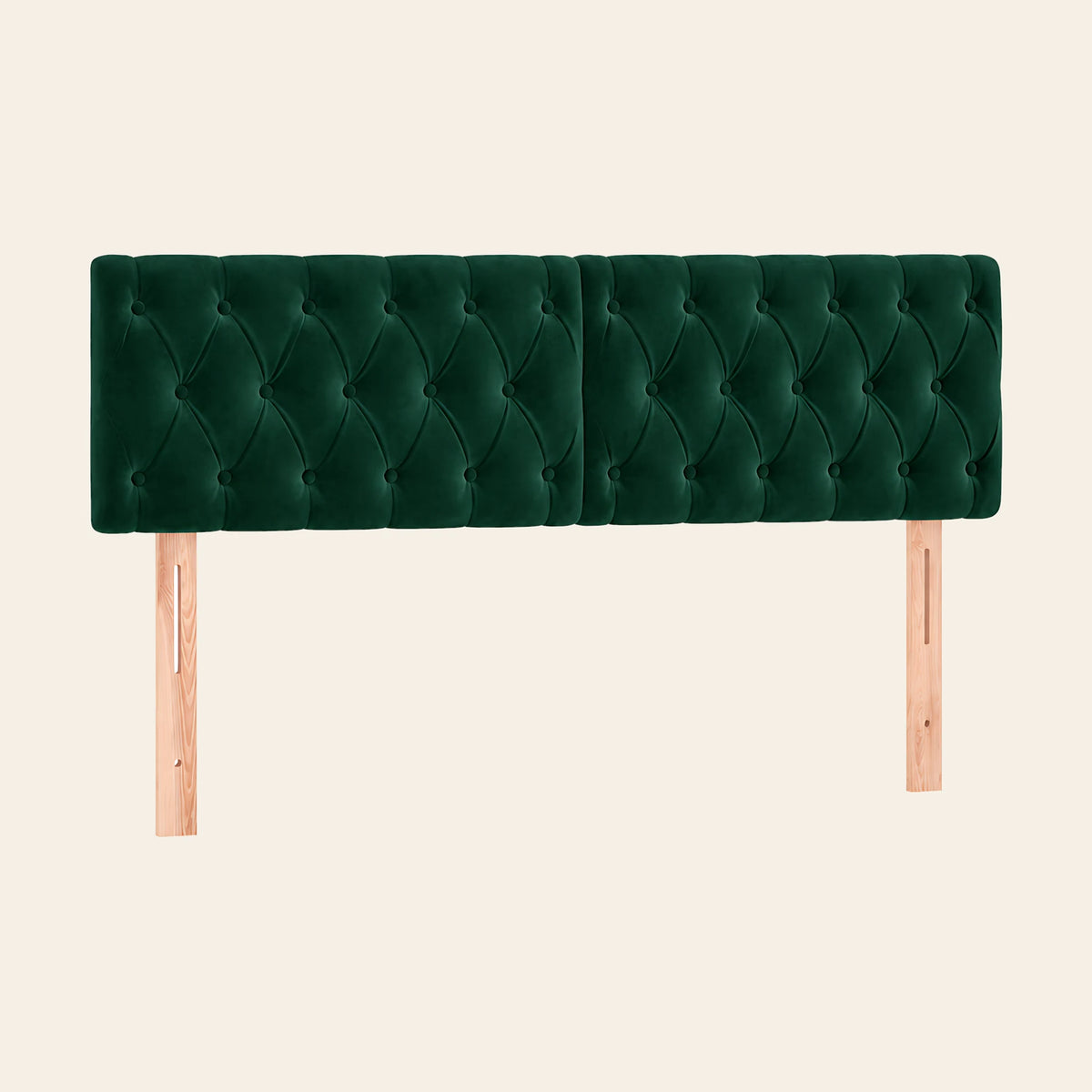 Tête de lit capitonnée en velours Alma, coloris vert sapin, sur pieds en bois