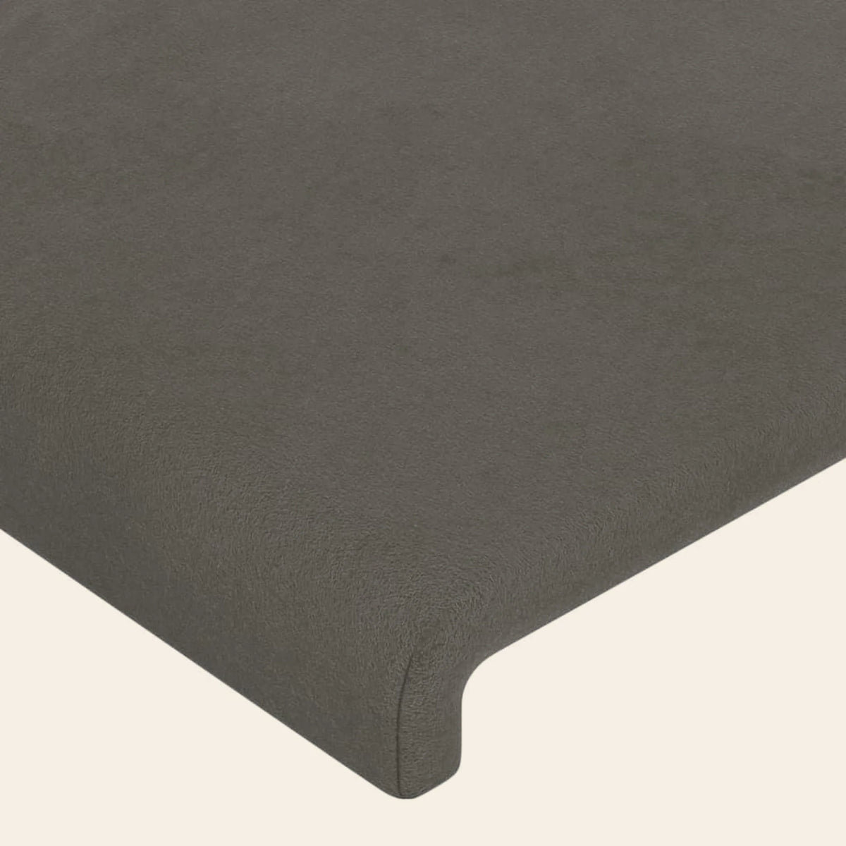 Gros plan du velours gris anthracite de la tête de lit Solférino